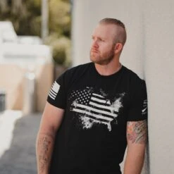 American Acid T-Shirt - Black -Daily Clothing Store GS2969 AmericanAcid 051223 001