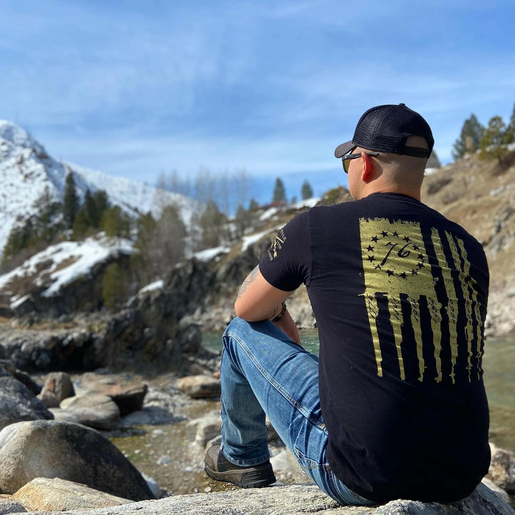 Betsy Rifle Flag T-Shirt - Black 4 Betsy Rifle Flag T-Shirt - Black - Image 2