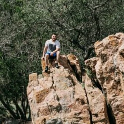 Rifle Flag T-Shirt - White -Daily Clothing Store LonghornCavern CliffJumping Outdoors AR 0353 1