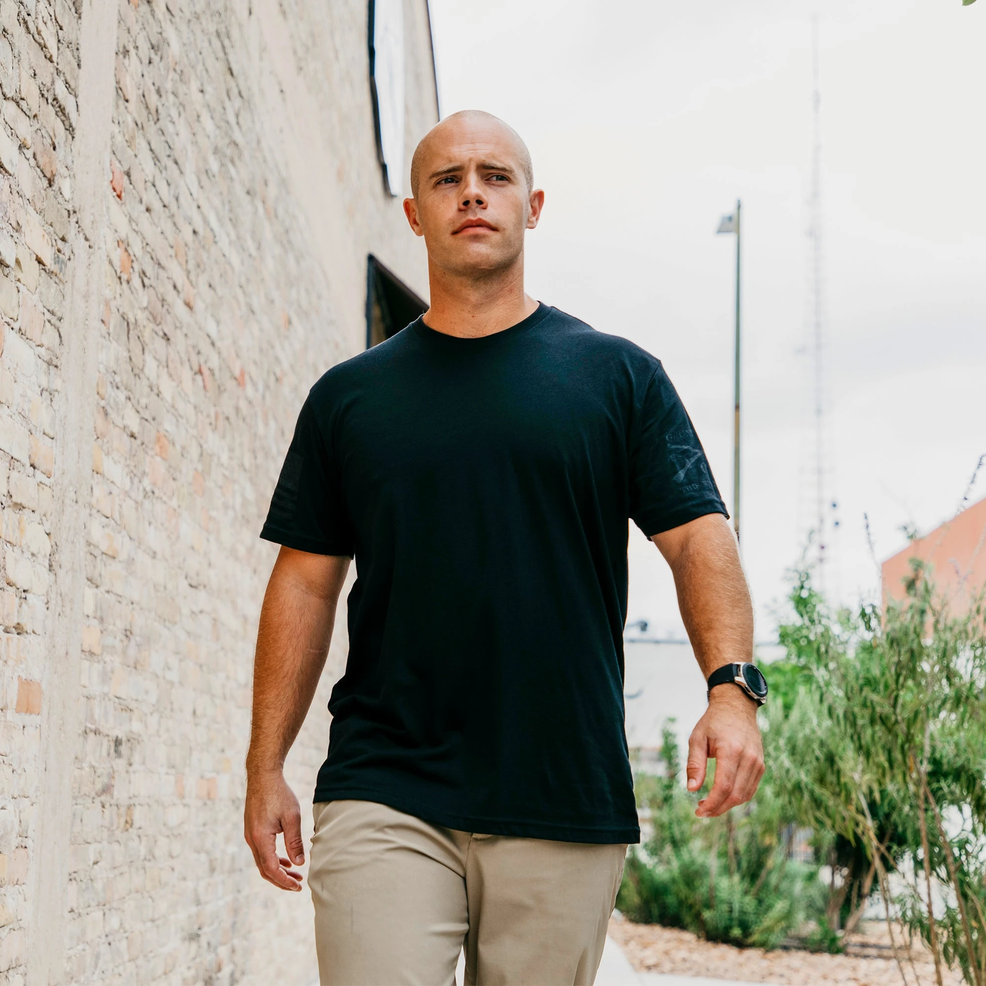 Ghost Basic T-Shirt - Black 4 Ghost Basic T-Shirt - Black - Image 2